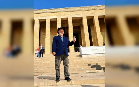 Amerika’da Türk gençlerini buluşturan Dr. Ömer Uyuklu nadir kanser hastalığıyla mücadele ediyor