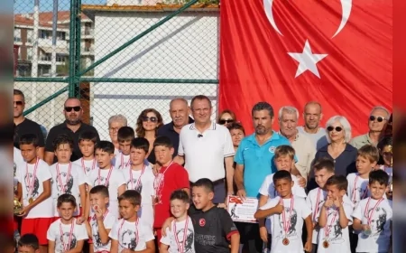 Ayvalık Belediye Başkanı Mesut Ergin: “Atatürk Kupası’nda kazanan dostluk oldu”