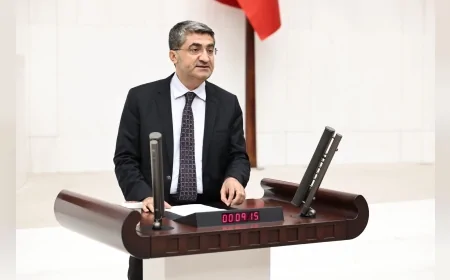 DEVA Partisi Genel Başkan Yardımcısı Mehmet Emin Ekmen: “Silahlı mücadelelerin en büyük zararını siviller görüyor”