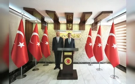 Bakan Tekin, Batman’da Eğitim Gündemine İlişkin Değerlendirmelerde Bulundu