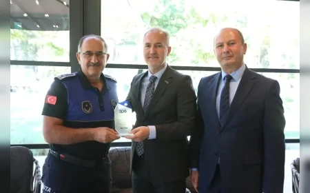 İnegöl Belediye Başkanı Alper Taban: “Zabıtamız bizim için her gün önemli ve değerli”