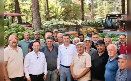 Denizli Büyükşehir Belediye Başkanı Bülent Nuri Çavuşoğlu: “Üreticinin ürününü ihtiyaç sahiplerine ulaştıracağız