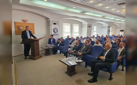 KASİAD Genel Başkanı Ayhan Aslan Kastamonu’da STK temsilcileriyle buluştu: “Önümüzdeki sene Kastamonu’ya bir meslek lisesi yapmak istiyoruz”