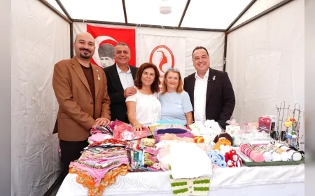 Manisa’da Bağ Bozumu Coşkusu Stantlara Taşındı, Yerel Ürünler ve Kadın Emeği Ziyaretçilerle Buluştu