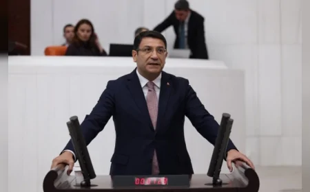 DEVA Partisi Ankara Milletvekili İdris Şahin: “Kasaya gelir getiren kamu varlıklarını birilerine altın tepside sunuyorsunuz”
