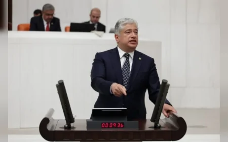 DEVA Partisi Genel Başkan Yardımcısı Sadullah Kısacık: “Günü kurtarmak için gelecek satılamaz”