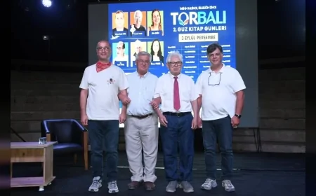 Torbalı’da Güz Kitap Günleri’nin Dördüncü Gününde Söyleşi, İmza ve Sanat Buluşmaları İlgi Gördü