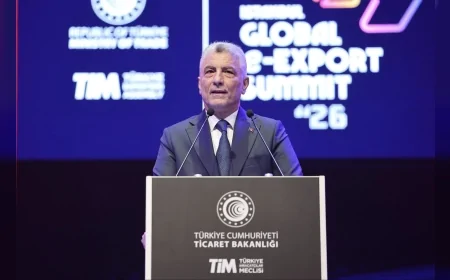 Ticaret Bakanı Ömer Bolat: “Program dönemi sonunda mal ve hizmet ihracatımızı 450 milyar dolara taşımayı hedefliyoruz”