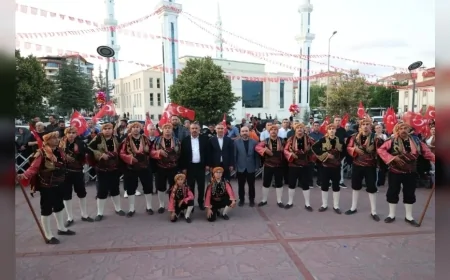 Pursaklar Belediye Başkanı Ertuğrul Çetin: “Bağımsızlığımıza aynı inanç ile gönülden bağlılığımızı tüm cihana ilan ediyoruz”