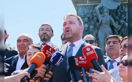 CHP İzmir İl Başkanı Utku Gümrükçü: “İzmir Kılıçdaroğlu’nu yine bağrına bastı”