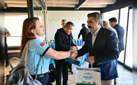 Yıldırım Belediye Başkanı Oktay Yılmaz: “Vatandaşımızın ihtiyaçlarını anlayarak çözüm üreten bir hizmet anlayışını hakim kılmalıyız”