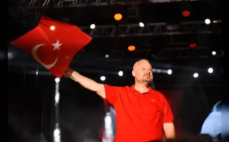 Menemen Belediye Başkanı Aydın Pehlivan: “Zaferin gururu ve coşkusunu hep birlikte yaşayalım”