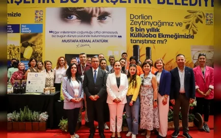 Eskişehir Büyükşehir Belediyesi standı Tarım Fuarı’nda yerel üretim ve üretici destekleriyle yoğun ilgi gördü