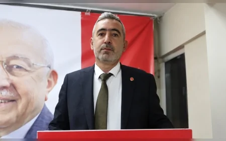 Saadet Partisi Kocaeli İl Başkan Yardımcısı Ömer Faruk Coşkun: “Güçlü aile, güvenli okul ve erdemli nesil birbirinden ayrı düşünülemez”