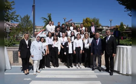 Keçiören Belediyesi Engelsiz Sohbet Evi’nde özel gereksinimli bireyler dayanışma sofrasında buluştu