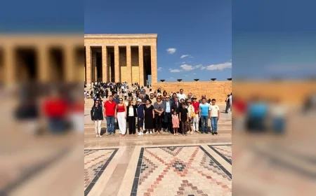 Ankara Balıkesirliler Derneği Balıkesir’in kurtuluş yıl dönümünde Anıtkabir’de Atatürk’ü andı