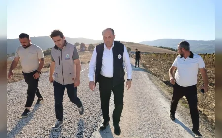 Belediye Başkanı Selçuk Yıldız: “Karacaören Mahallesi’nde yol sorunlarını birer birer çözüme kavuşturuyoruz”