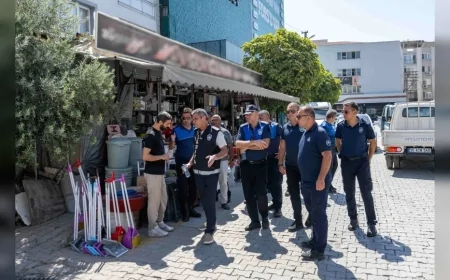 Bornova Belediye Başkanı Ömer Eşki: “Kaldırımlarda güvenle yürüyebilmek kırmızı çizgimizdir”