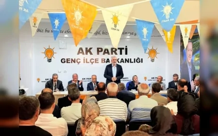 AK Parti Diyarbakır Milletvekili Galip Ensarioğlu Bingöl’ün Genç ilçesinde teşkilat ve kaymakamlık ziyaretleri gerçekleştirdi