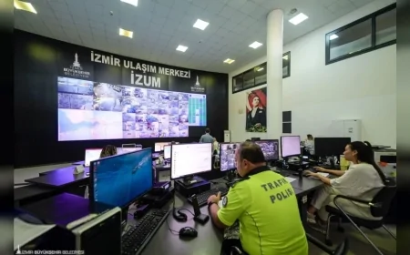İzmir Büyükşehir Belediyesi yeni eğitim öğretim yılının ilk günü için ulaşımda teyakkuzda