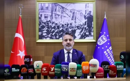 Bursa Büyükşehir Belediye Başkan Vekili Şahin Biba: “Bütün otobüsleri elektrikliye çevireceğiz”