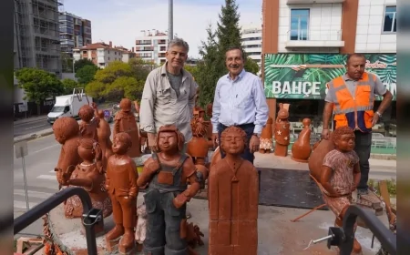 Tepebaşı Belediye Başkanı Dt. Ahmet Ataç: “Atatürk ve Çocuklar anıtı ortak emeğin simgesi olacak”