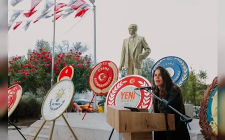 Çeşme Belediye Başkanı Lâl Denizli: “Gazi Mustafa Kemal Atatürk’ün açtığı yolda yürümeye devam edeceğiz”
