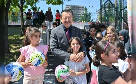 Altındağ Belediye Başkanı Dr. Veysel Tiryaki: “Tüm Altındağlı gençlerimizi Gençlik Merkezleri’ne bekliyoruz”