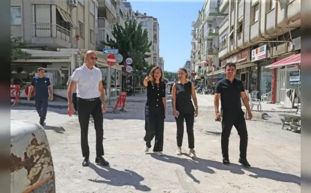 Karşıyaka Belediye Başkanı Yıldız Ünsal: “Bostanlı’ya daha düzenli, güvenli ve modern bir sokak kazandıracağız”