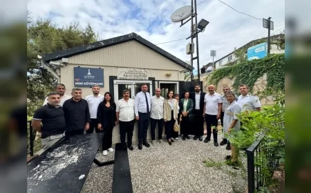 CHP İzmir İl Başkanı Utku Gümrükçü: “Sorunların çözümünde ilk adres muhtarlarımızdır”