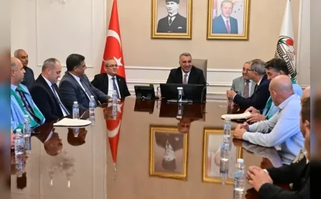 Manisa Büyükşehir Belediyesi Genel Sekreteri Burak Deste: “Üretenin her zaman başımızın üstünde yeri var”
