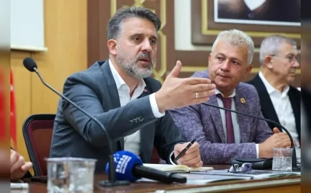 Bursa Büyükşehir Belediye Başkan Vekili Şahin Biba: “İnegöllü muhtarların buluşabileceği bir mekân kazandıracağız”