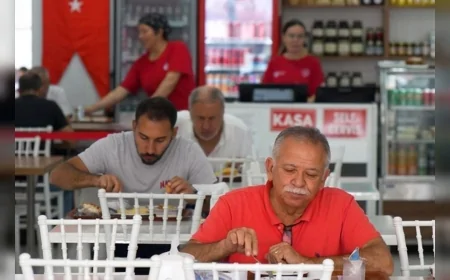 Efeler Belediyesi Kent Lokantası hafta içi 4 çeşit yemeği 150 TL’ye sunuyor