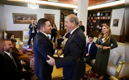 KKTC 5. Cumhurbaşkanı Ersin Tatar Nevşehir Belediye Başkanı Rasim Arı’yı ziyaret etti