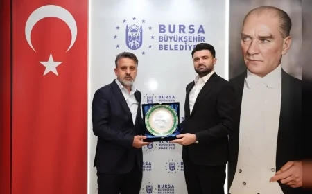 Bursa Büyükşehir Belediye Başkan Vekili Şahin Biba: “Bursaspor’u hiçbir zaman yalnız bırakmayacağız”