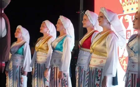Sarımsaklı’da 24. Trophy Festivali 5 ülkeden 300 dansçıyı aynı sahnede buluşturdu