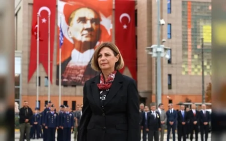 Eskişehir Büyükşehir Belediye Başkanı Ayşe Ünlüce: “Vatanımız için gösterdiğiniz eşsiz fedakârlık asla unutulmayacak”