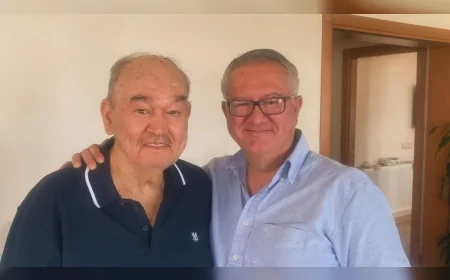 İzmir Büyükşehir Belediyesi Eski Başkanı Dr. Burhan Özfatura Yoğun Bakıma Kaldırıldı