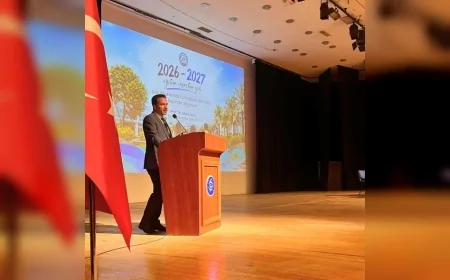 Ege Üniversitesinde 90 öğrenci topluluğu yeni dönem projeleri ve stratejileri için bir araya geldi