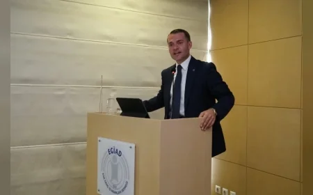 EGİAD Yönetim Kurulu Başkanı M. Kaan Özhelvacı: “Yapay zekânın verdiği yanıtlarda doğru ve güvenilir biçimde yer almak önem taşıyor”