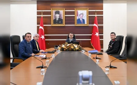 Vali İlhami Aktaş, 81 ilin katıldığı okul güvenliği VKS toplantısına katıldı