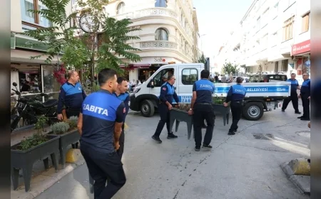 Tepebaşı Belediyesi Eskibağlar’da kaldırım işgallerine müdahale etti