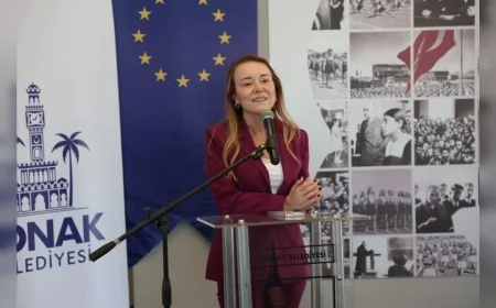 Konak Belediye Başkanı Nilüfer Çınarlı Mutlu: “Asla vazgeçmeyin, sizi sindirmelerine izin vermeyin”