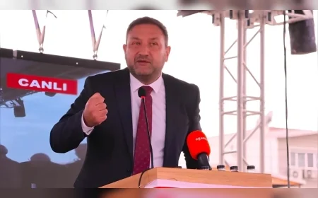 CHP İzmir İl Başkanı Utku Gümrükçü: “Doğuş Bayır hakkındaki ev hapsine derhal son verilmeli”