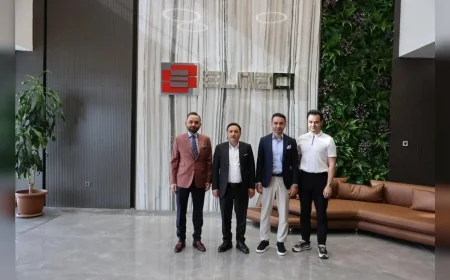 Kayseri Valisi Gökmen Çiçek Mimarsinan OSB’de Sanayicilerle Bir Araya Gelerek Üretim Faaliyetlerini İnceledi