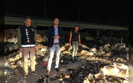 Bornova Belediye Başkanı Ömer Eşki: “Üç gün boyunca tüm kamyonlarımız molozların toplanması için görev yapacak”