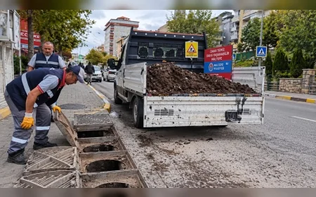 Maltepe’de kuvvetli yağış öncesi mazgal ve rögar temizliği hızlandırıldı, kriz masası oluşturuldu