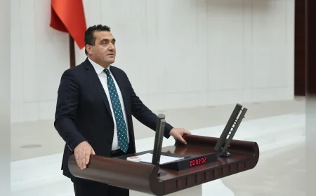 Yeni Parti Sivas Milletvekili Ulaş Karasu: “Sivas üretmiyor, borçla ayakta duruyor”