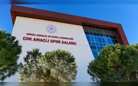 Denizli Çok Amaçlı Spor Salonu yenilenen çatısı ve güçlendirilen altyapısıyla yeniden sporculara açıldı