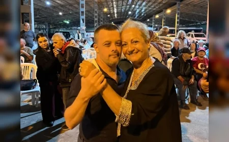 Ayvalık’ta 34 yıllık dostluk geleneği Engelliler Kültür, Sanat ve Spor Şenlikleri ile devam etti